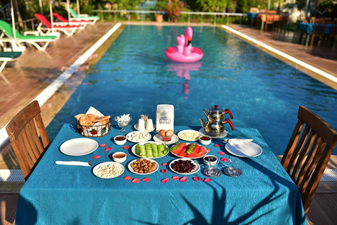 Guentur Hotel & Restaurant Göcek Esterno foto